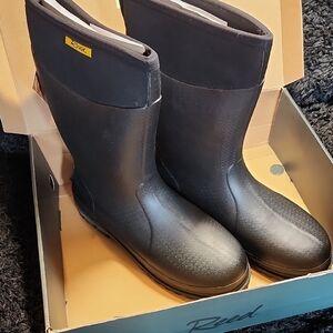 Reed Neoprene 14" Waterproof Boot Sz 14